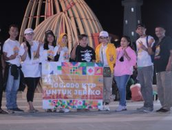 Pengunjung Pantai LLBK Dukung Jeriko Maju Pilwalkot Melalui Jalur Independen