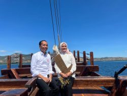 WoW, Presiden Jokowi dan Ibu Iriana Naik Kapal Pinisi ke Taman Nasional Komodo