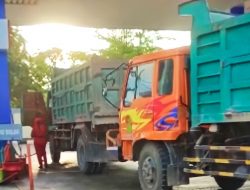 Kendaraan Industri PT Karunia Isi BBM Subsidi di SPBU Oebelo, Manejer Bantah Lakukan Pelanggaran.