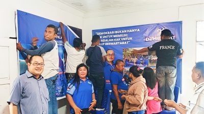 Rayakan HUT Ke 21, DPC Demokrat Kabupaten Kupang bagi 80 Paket Bansos