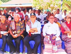 Titu Eki, Wabup dan Bupati Kupang Hadiri Pentahbisan Gedung Gereja Efata Huko’u Oesena