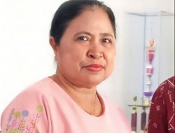 Terapkan Aturan Kemendikbudristek, Guru dan Murid SDI Lasiana Pakai Seragam Khas Daerah