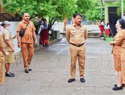 Pj Wali Kota Kupang Minta Sekolah Buka Klub Bahasa Inggris