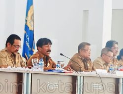 Pimpin Rapat Perdana Tahun 2023, Pj Wali Kota Kupang Minta ASN Jadi Juru Selamat