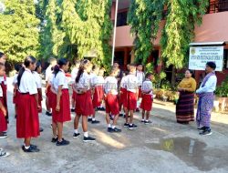Pj Wali Kota Kupang Pantau Ujian Sekolah Tingkat SD