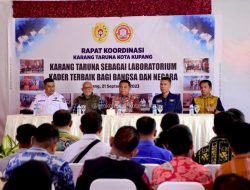 Pj Wali Kota Kupang Ajak Karang Taruna Bantu Atasi Sampah Plastik