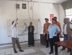Bupati Kupang Dampingi Pj Gubernur NTT Tinjau Lokasi Terdampak Gempa