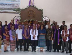 Bupati Korinus Hadiri Sidang Majelis Klasis Amarasi Selatan