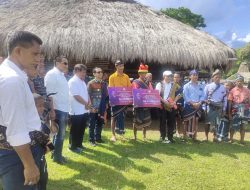 Pemprov NTT Bantu Rehabilitasi Rumah Adat Situs Rate Nggaro SBD