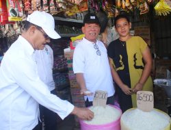 Jelang Paskah, Bupati Kupang Cek Harga Sembako di Pasar Oesao