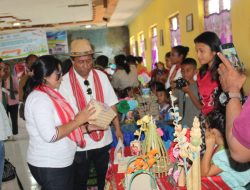 Kunker di Amfoang, Pj Bupati Kupang Pantau Geliat Pasar dan Puskesmas