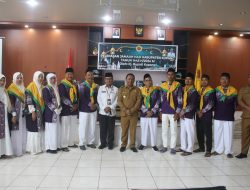 Pj Bupati Kupang Lepas 11 Jemaah Calon Haji ke Tanah suci