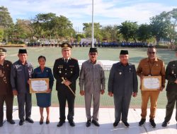 Pj. Wali Kota Kupang Serahkan Penghargaan KOIN-YANLIK Saat Upacara Harlah Pancasila