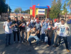 Jelang HUT RI ke 79, Teman JERIKO Bagi-bagi Bendera Merah Putih ke Masyarakat