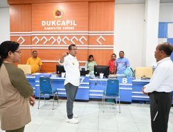Kunjungi Sejumlah OPD, Bupati Kupang Perintahkan ASN Beri Pelayanan Terbaik