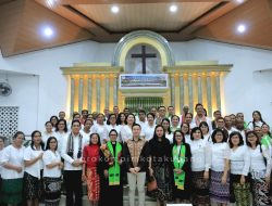 Pemkot Kupang Salurkan Bansos Keagamaan ke GMIT Moria Liliba dan K3T