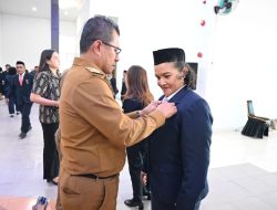 544 ASN Pemkab Kupang Terima Penghargaan Satyalancana 