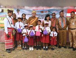 Pemkab Kupang Latih Orang Tua Murid Kelola Jajanan Sehat  di SD GMIT Oelbiteno 