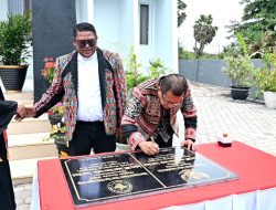 Bupati Kupang Bersama Ketua Sinode GMIT Resmikan dan Tahbiskan Gereja Emaus Oebelo 