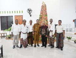 Bupati Yosef Lede Hadiri Natal Bersama Petani Kabupaten Kupang 