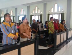 Ibadah Minggu di GMIT Golgota Haumoro, Bupati Kupang Ajak Dukung MBG