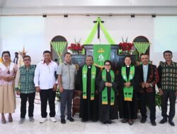Dihadiri Bupati Kupang, Pisah Sambut Pendeta GMIT Narwastu Noelbaki Berlangsung Haru