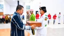 Bupati Kupang Kukuhkan Paskibraka 2026, Tekankan Disiplin dan Tanggung Jawab