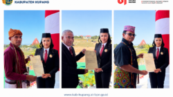 HUT RI ke-81, Kantah Kabupaten Kupang Serahkan Sertifikat Tanah ke Pemkab dan Pemprov NTT