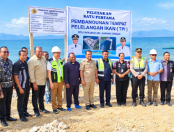 Bupati Yosef Lede Letakkan Batu Pertama TPI Noelbaki, Anggaran Tembus Rp22 Miliar
